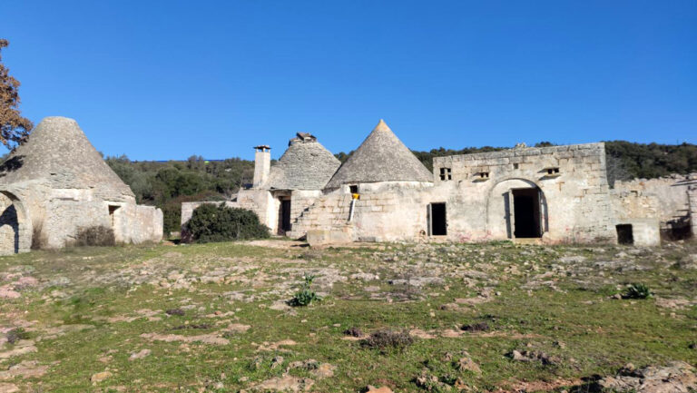 Masseria Russolite
